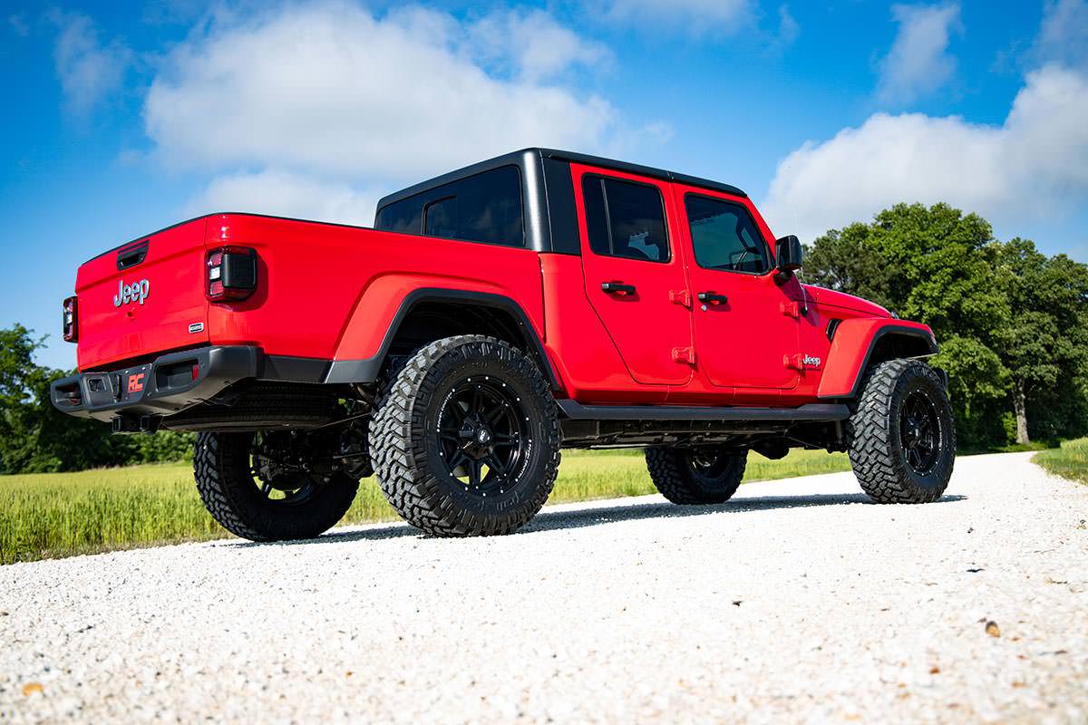 Jeep Gladiator Suspension Lift Kit - Rough Country - 3.5 Inch M1 - '24-'25